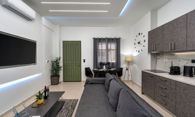 Zavlani Hotel | Analiti Civita