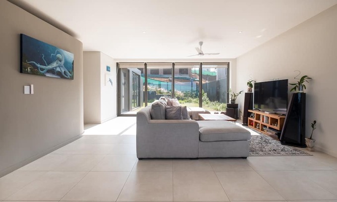 Salt Rock Apartamento | Zululami Luxury 3-Bed Home - PVT Garden - Sea View