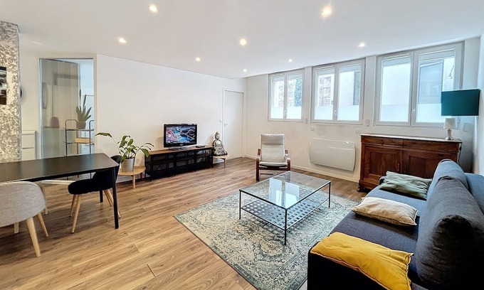 Quartier Hyper-Centre Apartamento | Hypercentre, Agréable T2 Style Loft , Fibre