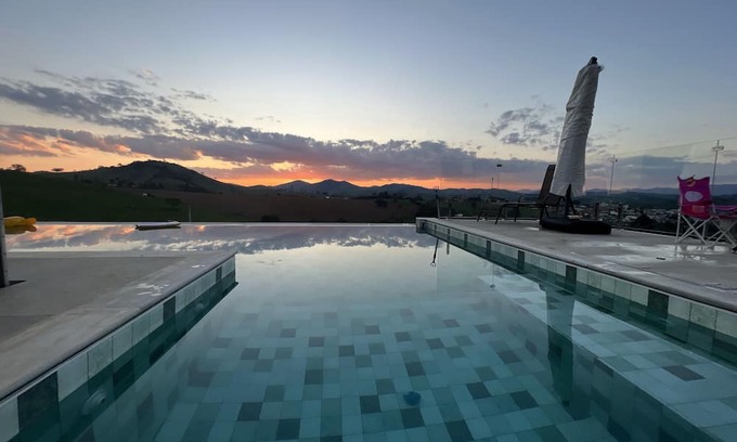 Borda da Mata Casa | Casa nas montanhas com piscina aquecida