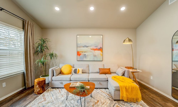 Bentonville Casa | Trailside Modern Home 2-Bed, 1-Bath - Steps from Handcut Hollow Trails