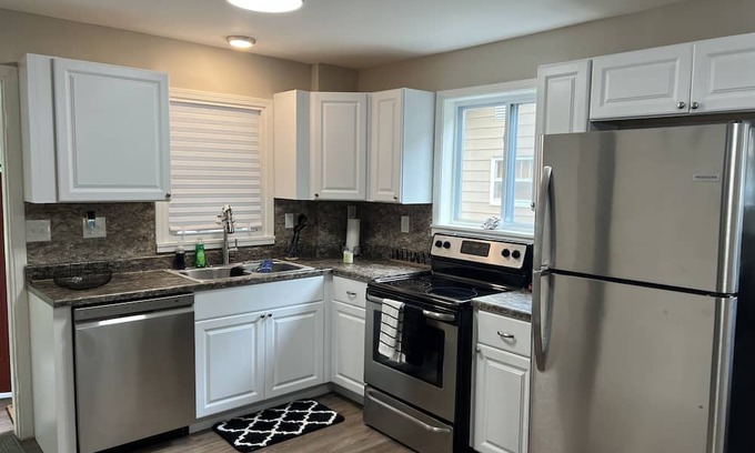 Akron Casa | Firestone Park Place