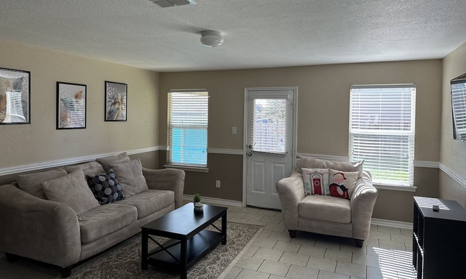 San Antonio Casa | Ideal Home for Large Gatherings