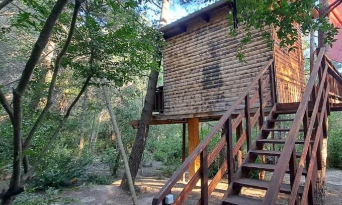 Razanac Alquiler De RV | Treehouse in Ljubac
