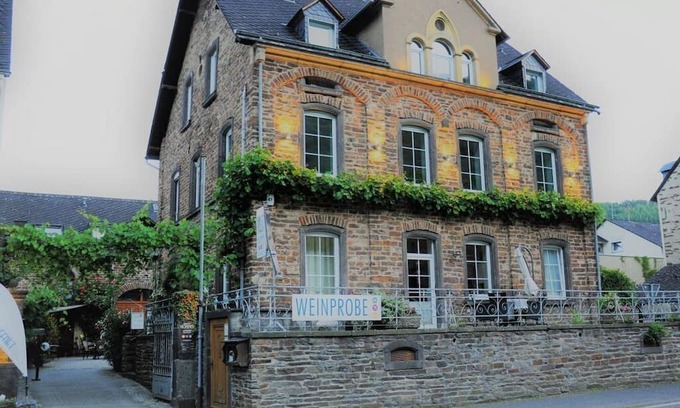 Ernst Apartamento | “Winzerstube” in the Hommes winery