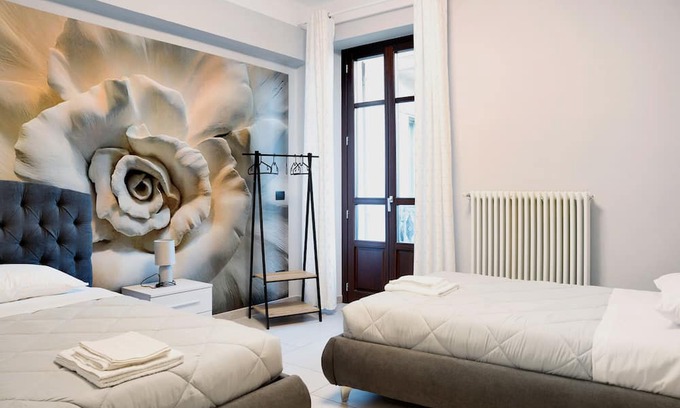 Saluzzo Apartamento | Apartment 'Civico 16' with Balcony