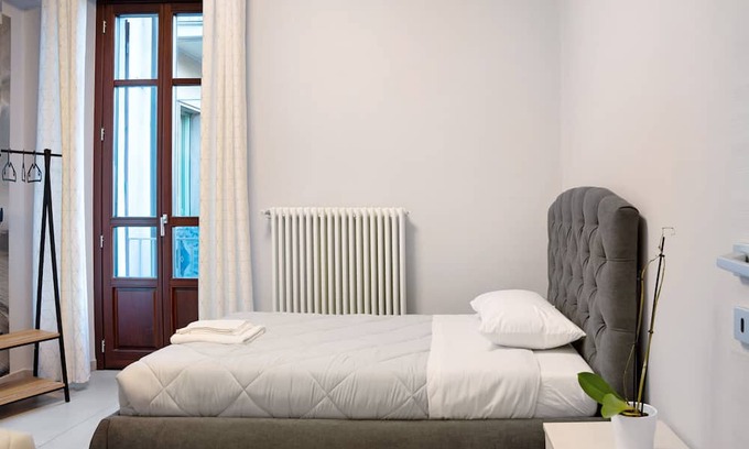 Saluzzo Apartamento | Apartment 'Civico 16' with Balcony
