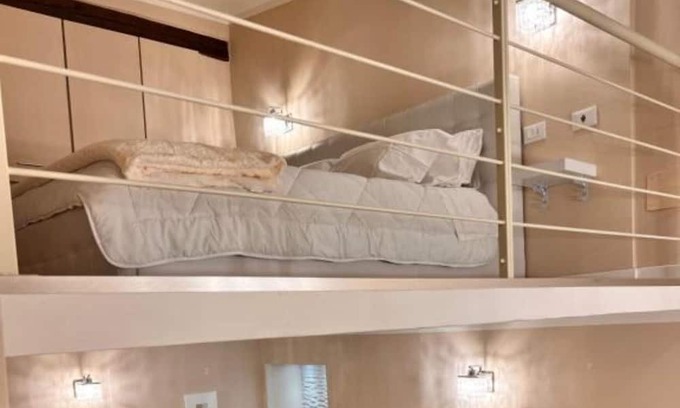 Ponsacco Apartamento | Apartment "La Torretta" with Wi-Fi & A/C