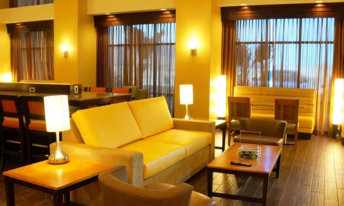 Kingman Casa | Explore Route 66: Cozy Stay with Breakfast & Fitness Center | I-40 | 2 Units
