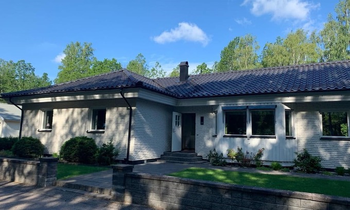 Lammhult Casa | Geräumiger Ferienbungalow am Ortsrand von Lammhult, 100m vom See Entfernt