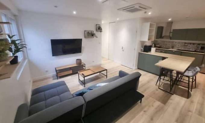 Saint-Priest Apartamento | Appartement T5 Avec 4 Chambres