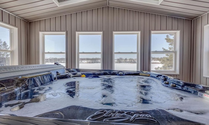 Prince County Cabaña | Cozy Riverview Getaway: 3BR, Hot Tub, pets welcome!