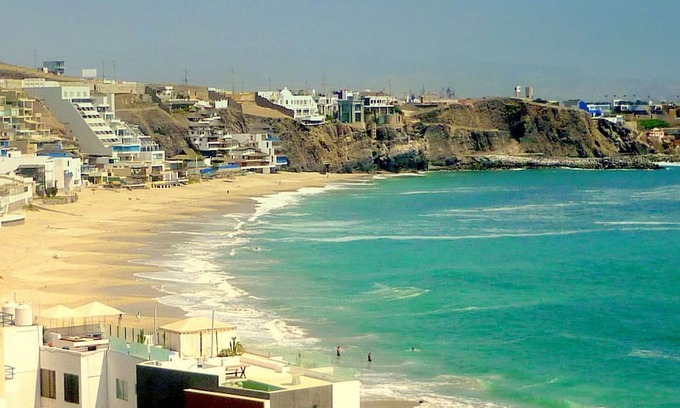 Punta Hermosa Apartamento | Beach penthouse located in the quiet village of Punta Hermosa.