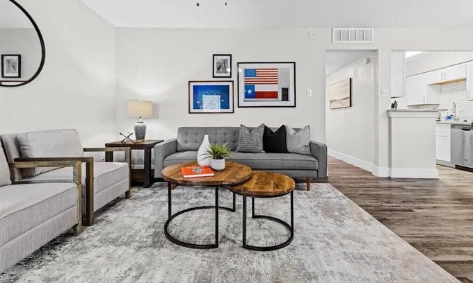 Arlington Apartamento | Walk to AT&T Stadium/Globelife/Six Flags/TexasLive