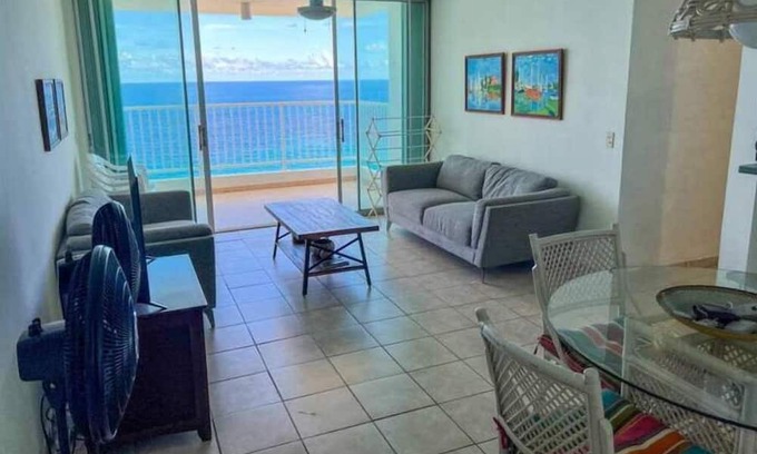 La Pared Casa | 15th Floor Beachfront 2 Bedroom Condo with Pool & Ocean View at Sandy Hills