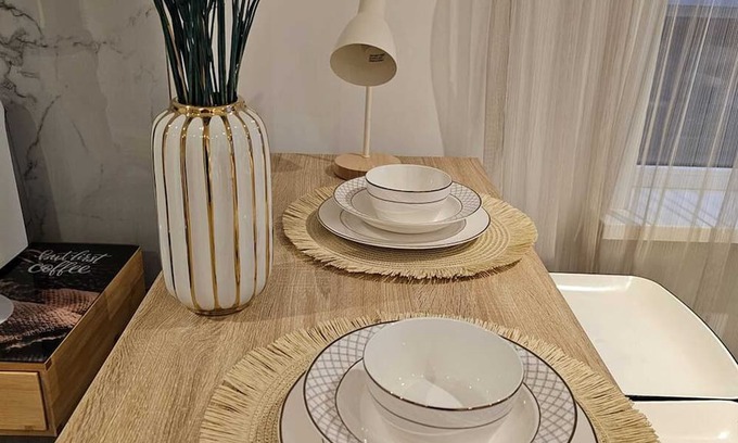 Lisse City Center Apartamento | Homerez - Beautiful apartement for 2 ppl. with terrace at Lisse