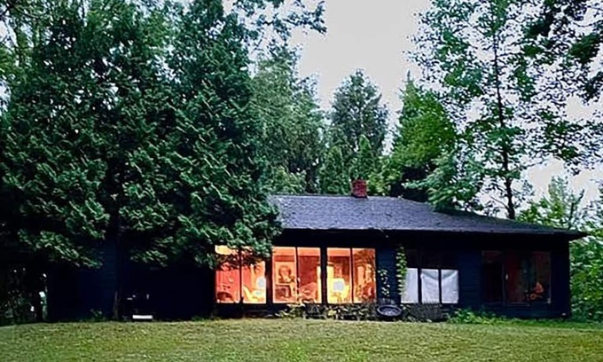 Portland Casa | Year Round Lake House