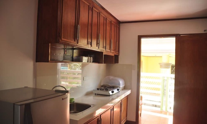 Puerto Galera Condominio | BADLADZ One Bedroom Condo