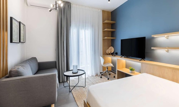 Thessaloniki City Centre Apartamento | Paloma by halu!: Inner court view
