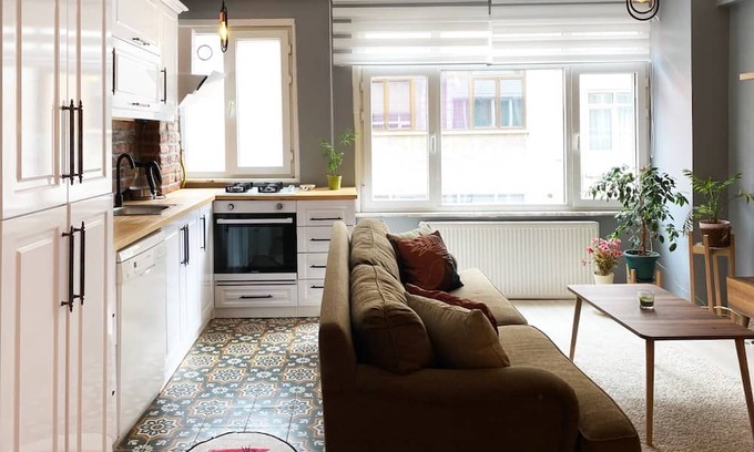 Rasimpasa Condominio | 0103 - Central, Comfortable, Affordable