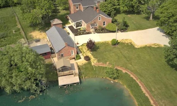 Burlington Otro | NEW to VRBO 5 Star Super Host. Enjoy a historic farmhouse on five private acres.