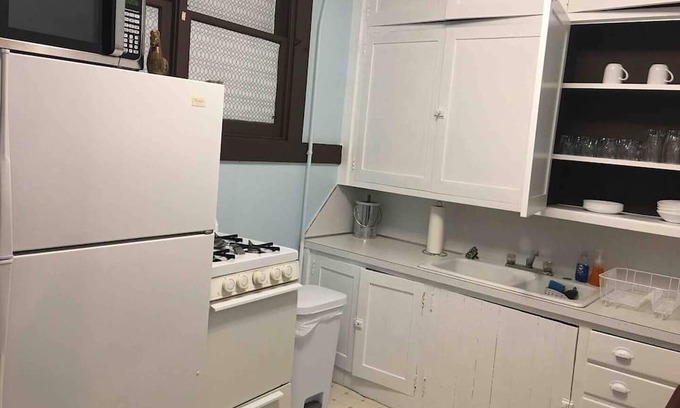 Boone Apartamento | Mid Century Apartment in Downtown Boone