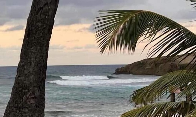Camuy Casa | Marie Guest House A/C entire house