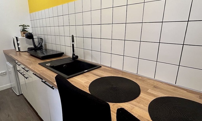 Cluj-Napoca City Centre Apartamento | Downtown apartment. Pet friendly. Free baby crib and high chair provided