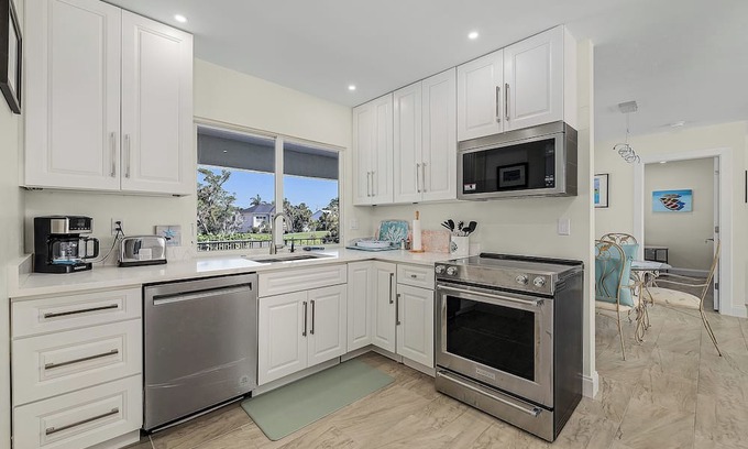 Beachview Country Club Estates Casa | The Great Getaway on Sanibel Island!