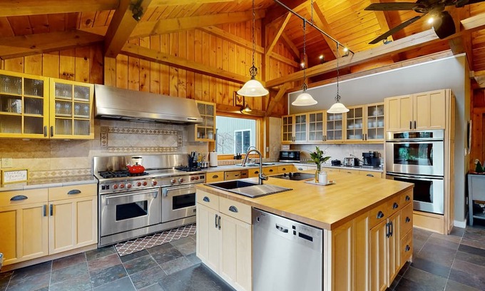 Apex Casa | Spacious house w/ decks, hot tubs, firepits, water views & luxurious furnishings