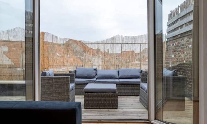 Upper Town Apartamento | Fabuleux Penthouse 3BR - Flagey 4