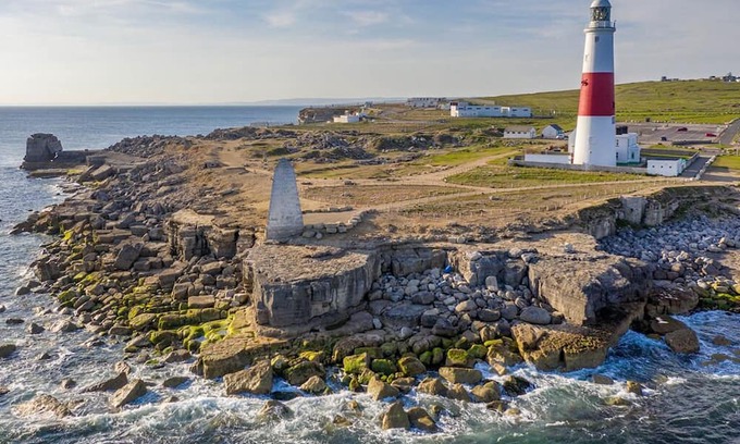 Isle of Portland Casa | PennWay House - Modern, Hot Tub and Sea Views