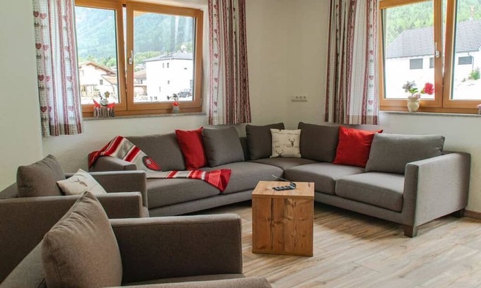 Sautens Apartamento | Ötztal holiday home Sennerhäusl