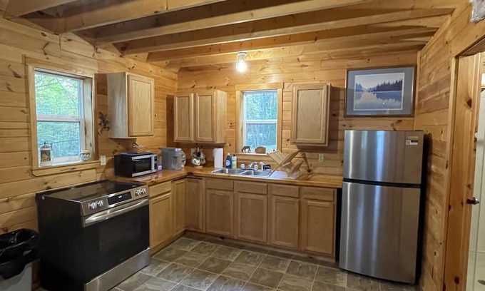 Georgetown Cabina | Captain's Camp - Rustic, Cozy Camp on the Back River in Georgetown, Maine!
