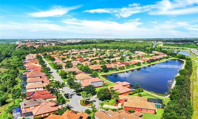The Forum Casa | Entire Home in Fort myers