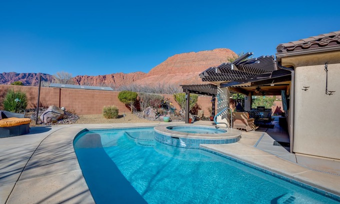 Ivins Cabaña | Stylish Ivins Hideaway w/ Patio + Mountain Views!