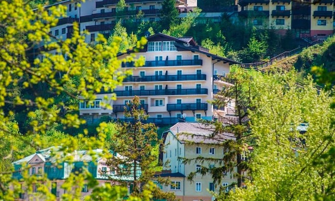 Bad Gastein Apartamento | Deluxe Appartement mit Drei Schlafzimmer - Alpenhof