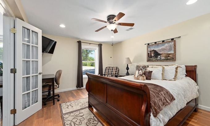Johnson County Casa | Quiet and serene place to recharge and enjoy the beauty of nature!
