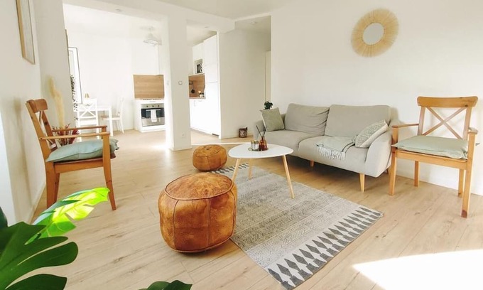 Sainte-Anne - Zone portuaire Apartamento | Appartement Paisible et Confortable - Centre, Bord de Loire et Proche Tramway