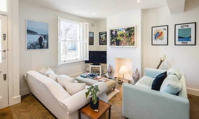 Queen's Park Cabaña | Luxury 2BD Cottage stones throw from Notting Hill