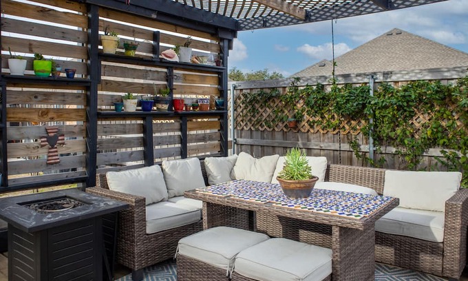 Cedar Hill Casa | Calm & Peaceful home in beautiful Cedar Hill.
