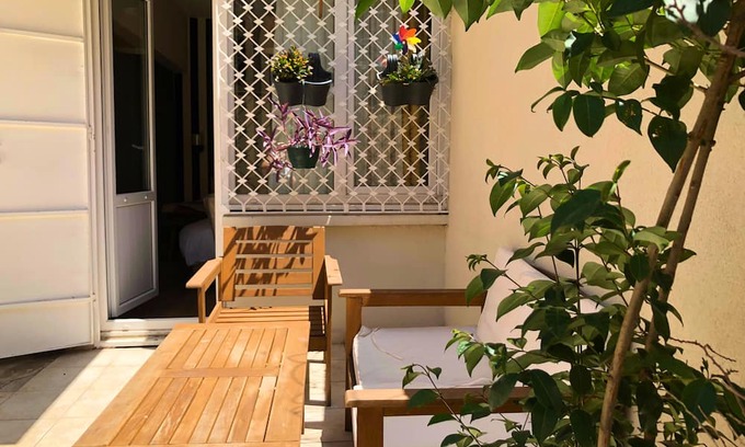 Talimhane Casa | Studio Apartment with Private Garden in Taksim area