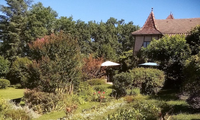 Figeac Cama Y Desayuno | Ancienne Ferme Quercynoise Rénovée