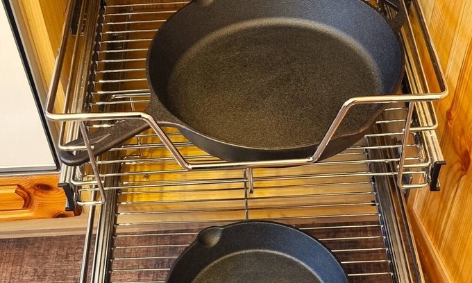 Celle Apartamento | Nigella Apartment Directly at Celle main station for 6 people Free parking space
