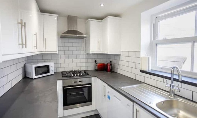Snowdonia National Park Cabaña | Fabulous hot tub cottage with Snowdon views!