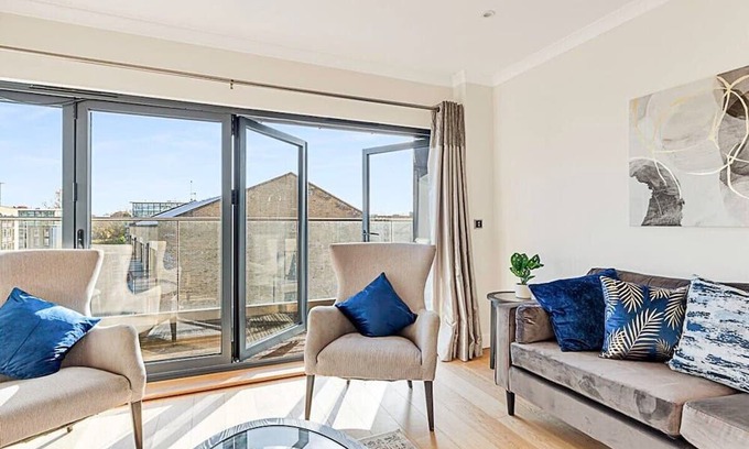Syon Apartamento | 2 Bedroom Penthouse in Brentford
