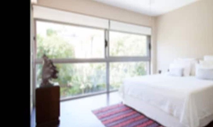 Khalandrion Apartamento | Art Collection apartment with garden