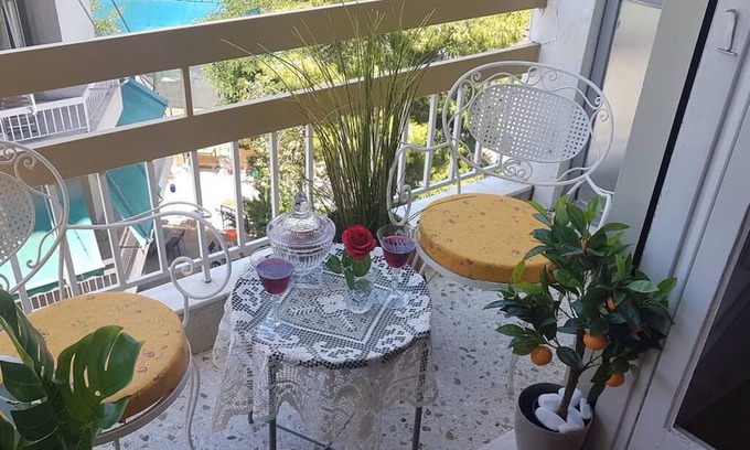 Filopappou Apartamento | Comfy & Sunny flat w/h balcony@center up to 8ppl