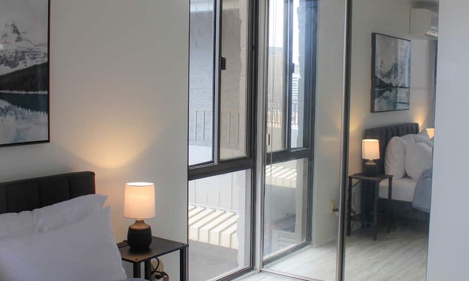 Manoa Condominio | Modern + Futuristic 2 Bed|2 Bath|2 Parking Hawaii Fortress with Massive Lanai