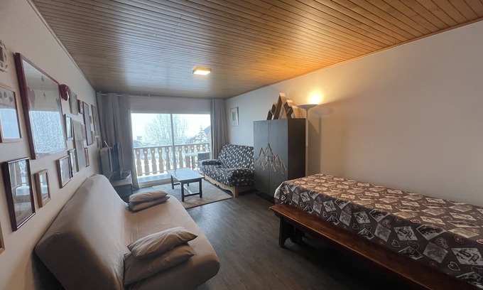 Cognet Apartamento | Appartement Rénové au Pied des Pistes, Lumineux, vue Montagne